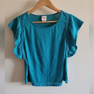 Mossimo boho crochet lace detail cropped flutter sleeve t Women's S jewel color